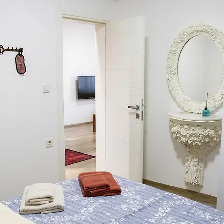 Apartamento Near To Airport Esmirna